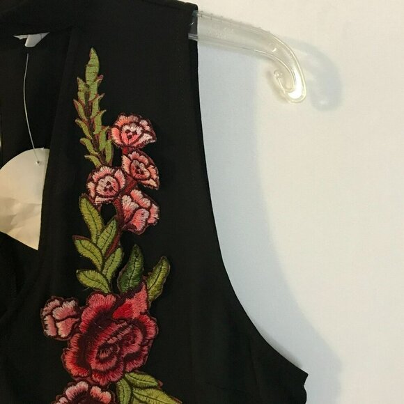 Candies' NWT Blouse 2-Button Keyhole Sleeveless with Rose Applique Size M Black - Picture 5 of 14